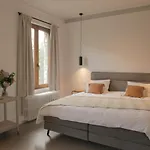 Maison Kitoko Bed & Breakfast