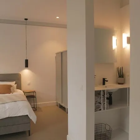 Bed & Breakfast Maison Kitoko *